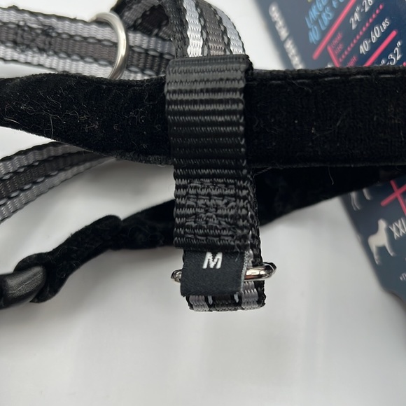 NEW FREEDOM HARNESS & LEASH-MED - Picture 4 of 6